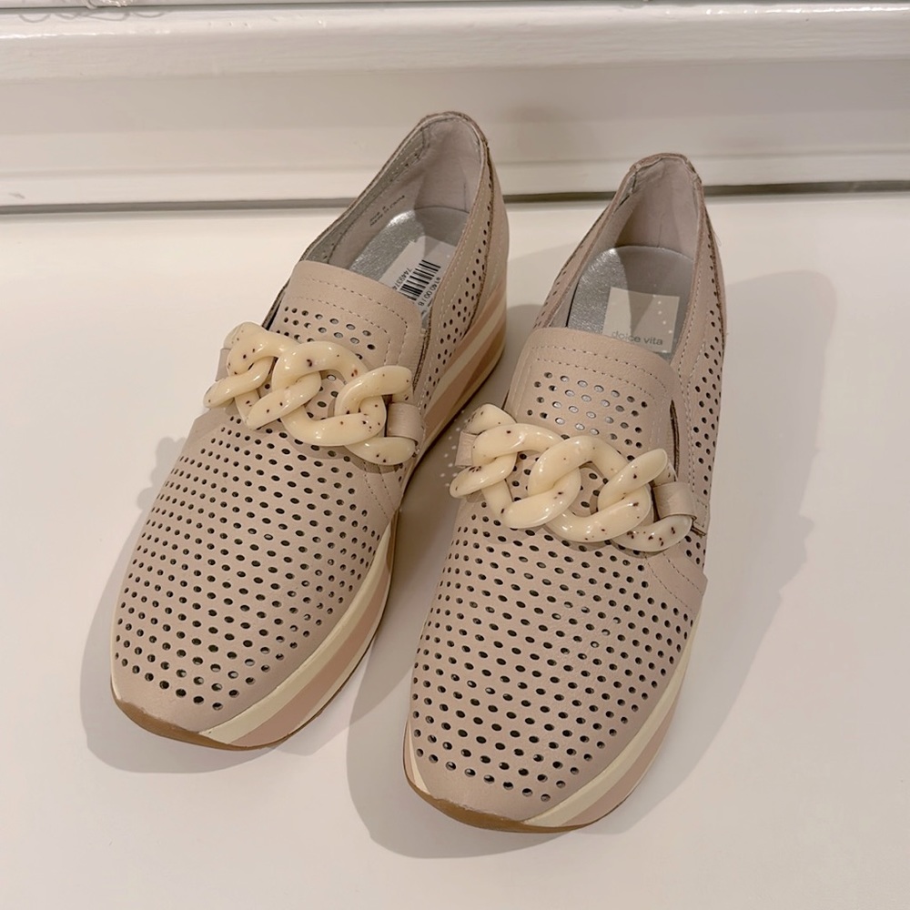 Dolce Vita Jhenee perforated platform sneaker